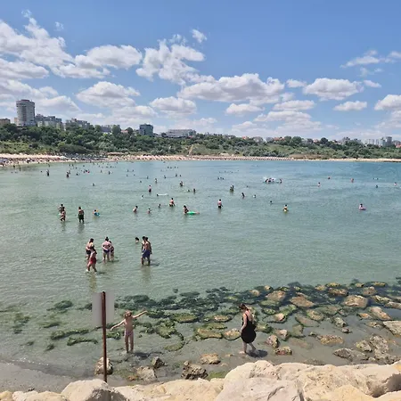 Black Sea View Retreat *