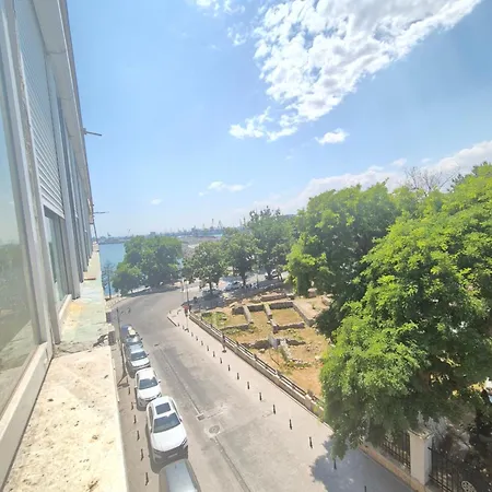 דירה Black Sea View Retreat קונסטנצה